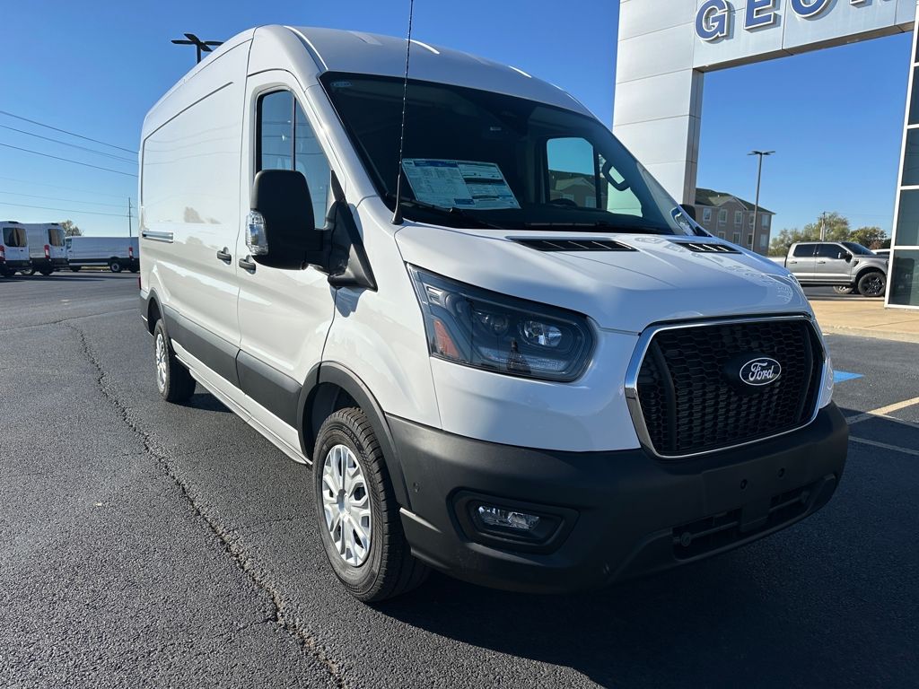 2026 Ford Transit photo 2