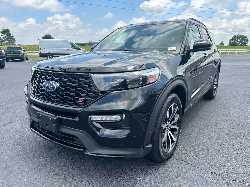 2021 Ford Explorer ST photo 3