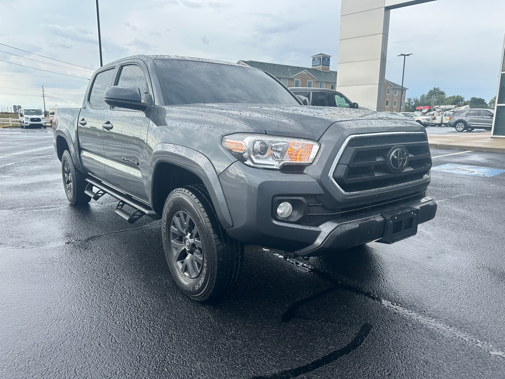 Used 2022 Toyota Tacoma SR5 with VIN 3TMAZ5CN0NM181443 for sale in Little Rock