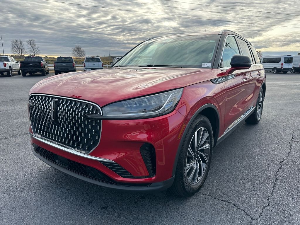 2025 Lincoln Aviator Premiere photo 3