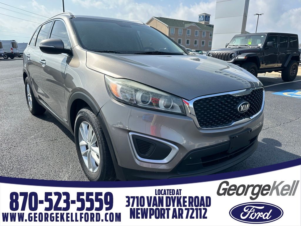 2016 Kia Sorento LX