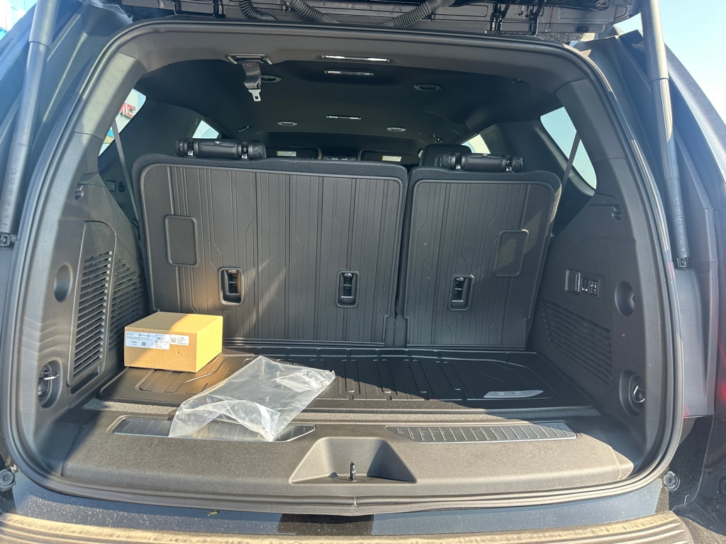 2026 GMC Yukon Denali - Photo 21