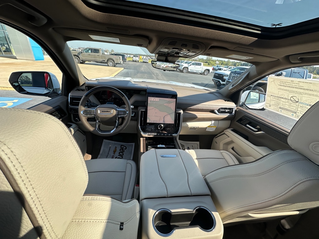 2026 GMC Yukon Denali - Photo 5