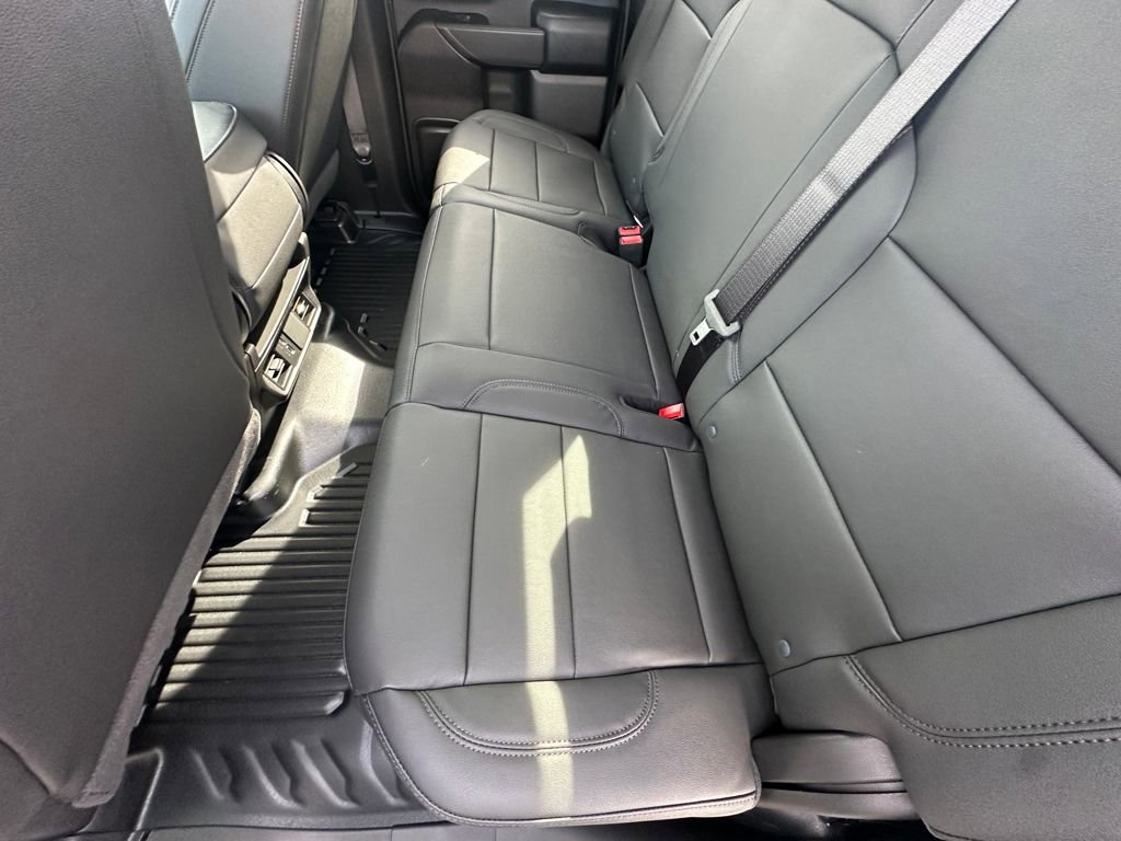 2026 GMC Sierra 2500HD Pro - Photo 15