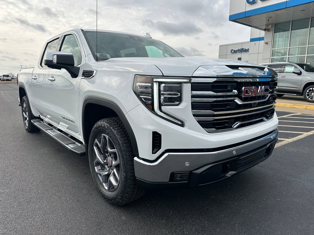 2026 GMC Sierra 1500 SLT - Photo 2