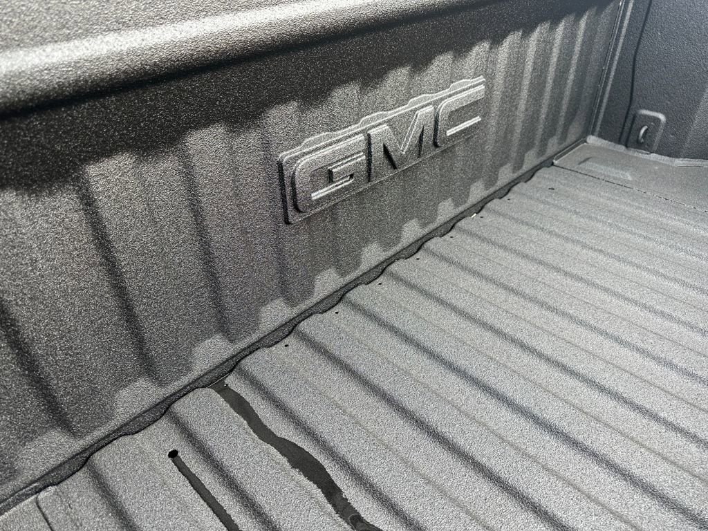 2026 GMC Sierra 1500 SLT - Photo 20