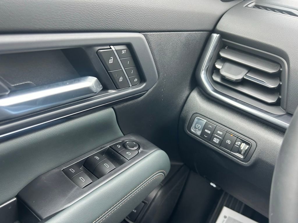 2026 GMC Terrain AT4 - Photo 17