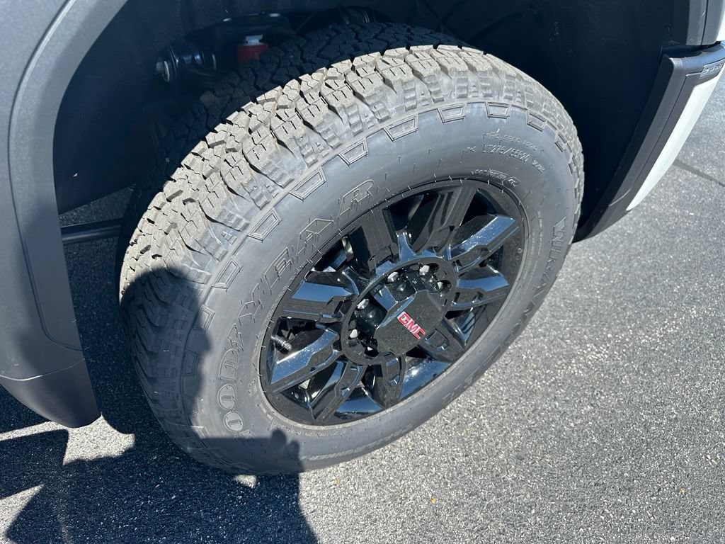 2026 GMC Sierra 2500HD AT4 - Photo 25