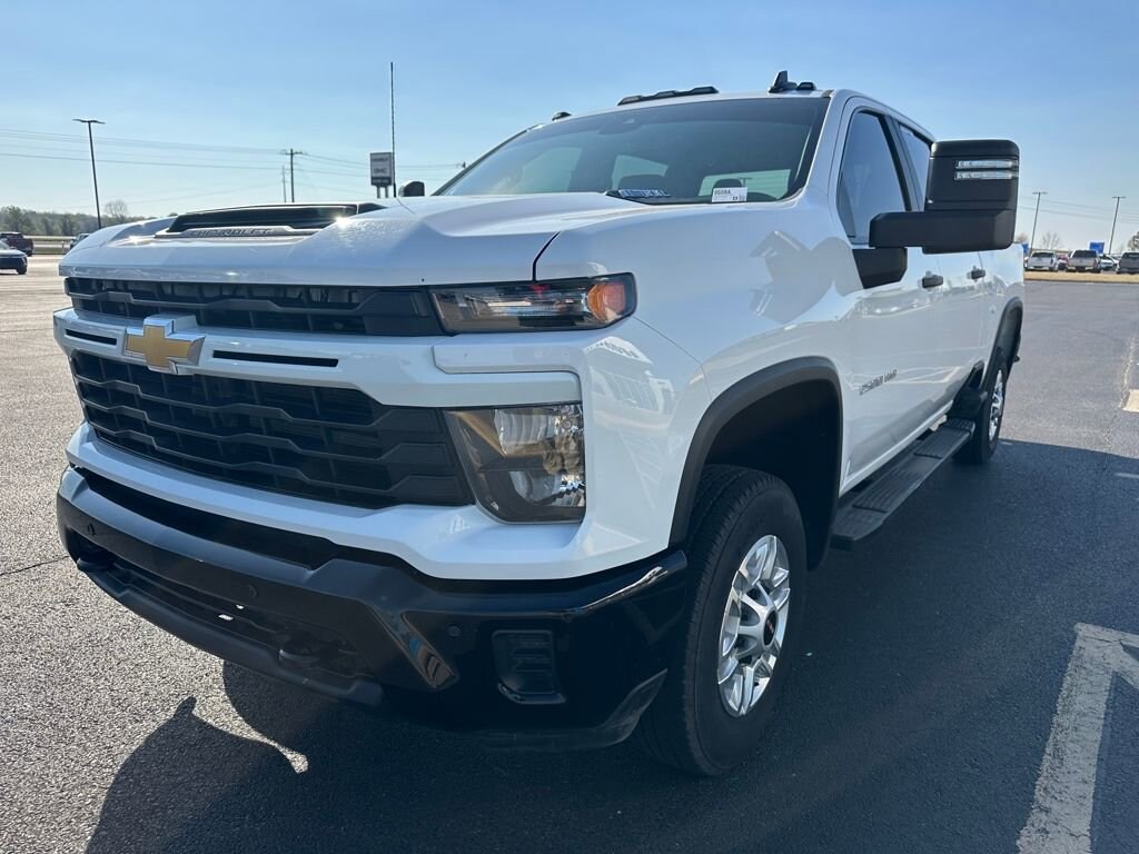 Used 2025 Chevrolet Silverado 2500 HD Custom Truck