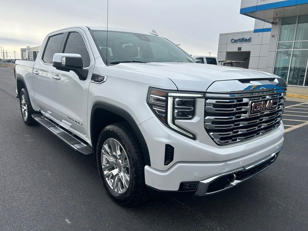 Used 2024 GMC Sierra 1500 Denali Denali with VIN 3GTUUGE85RG376246 for sale in Little Rock
