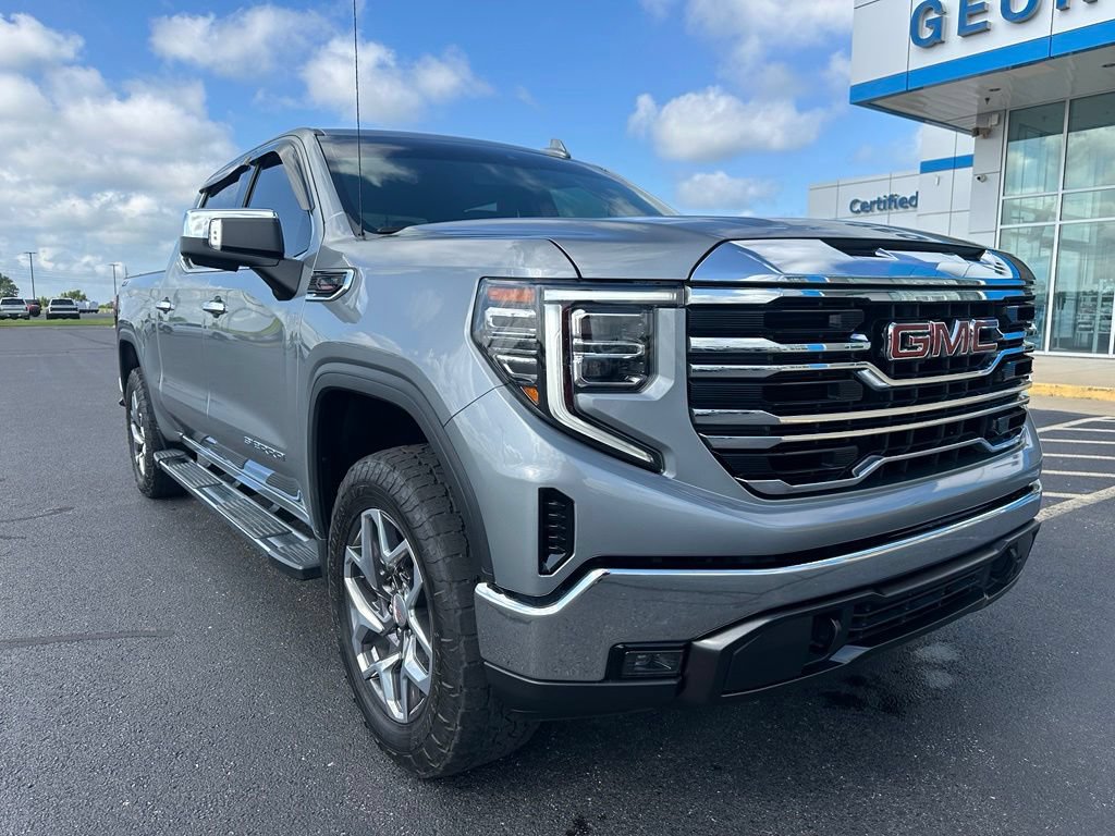Used 2024 GMC Sierra 1500 SLT with VIN 3GTUUDE85RG277196 for sale in Little Rock