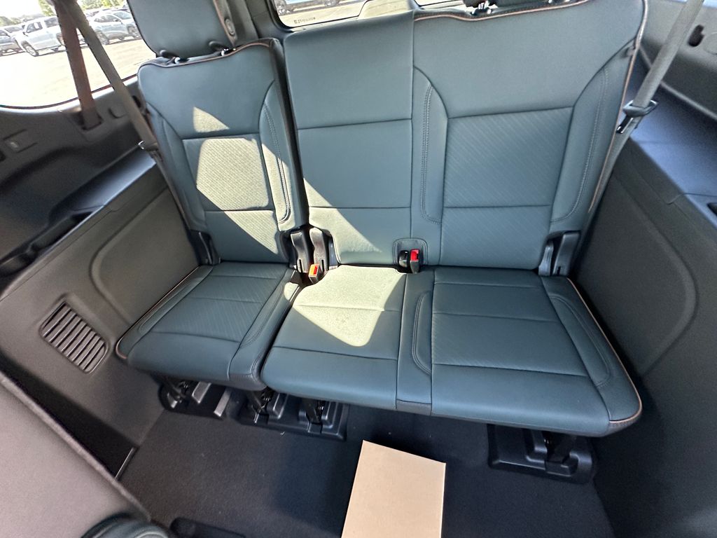 2026 GMC Yukon XL AT4 - Photo 22