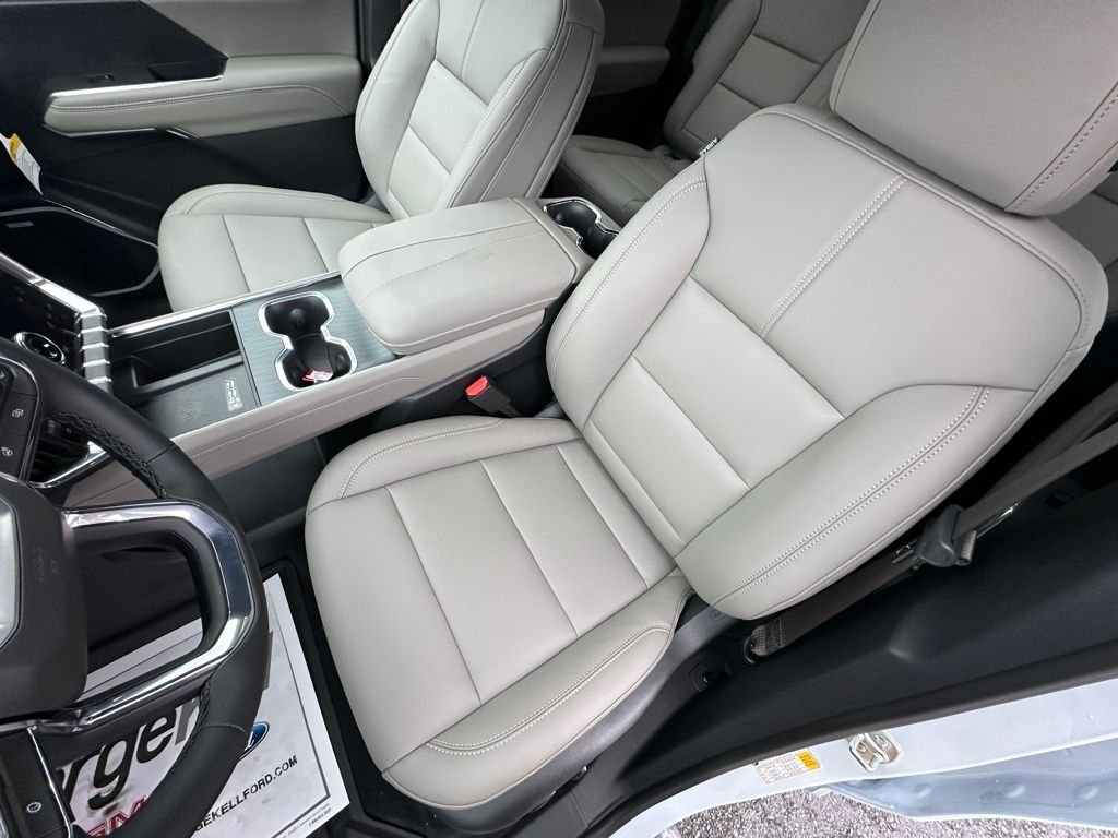 2026 GMC Acadia Elevation - Photo 16