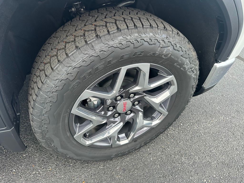 2026 GMC Sierra 1500 SLT - Photo 25