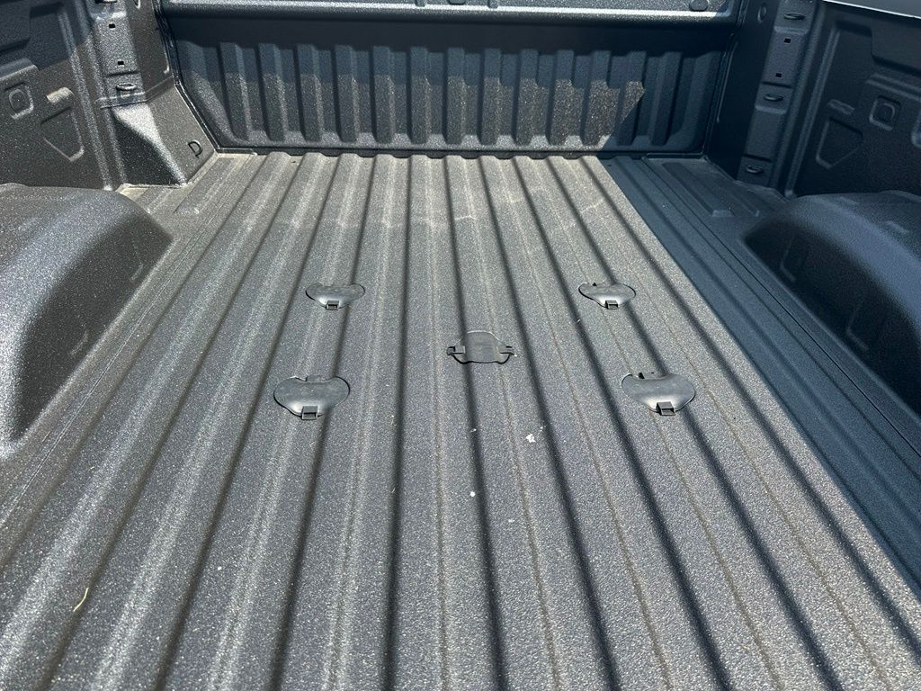 2026 GMC Sierra 2500HD Pro - Photo 21