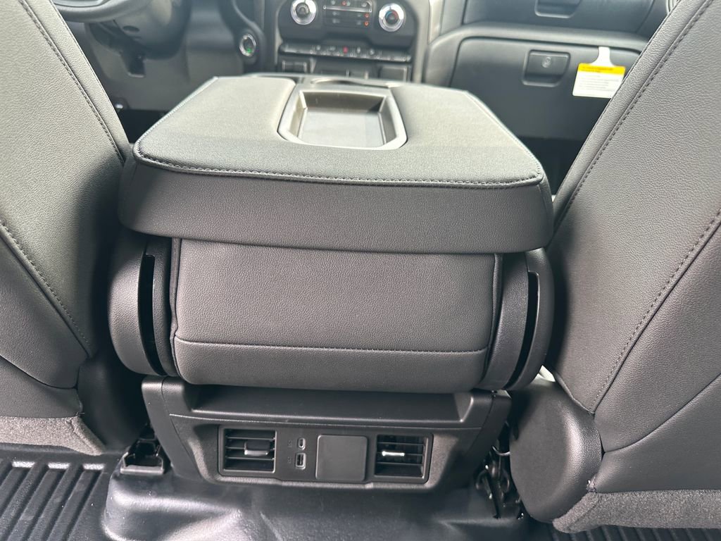 2026 GMC Sierra 2500HD Pro - Photo 14