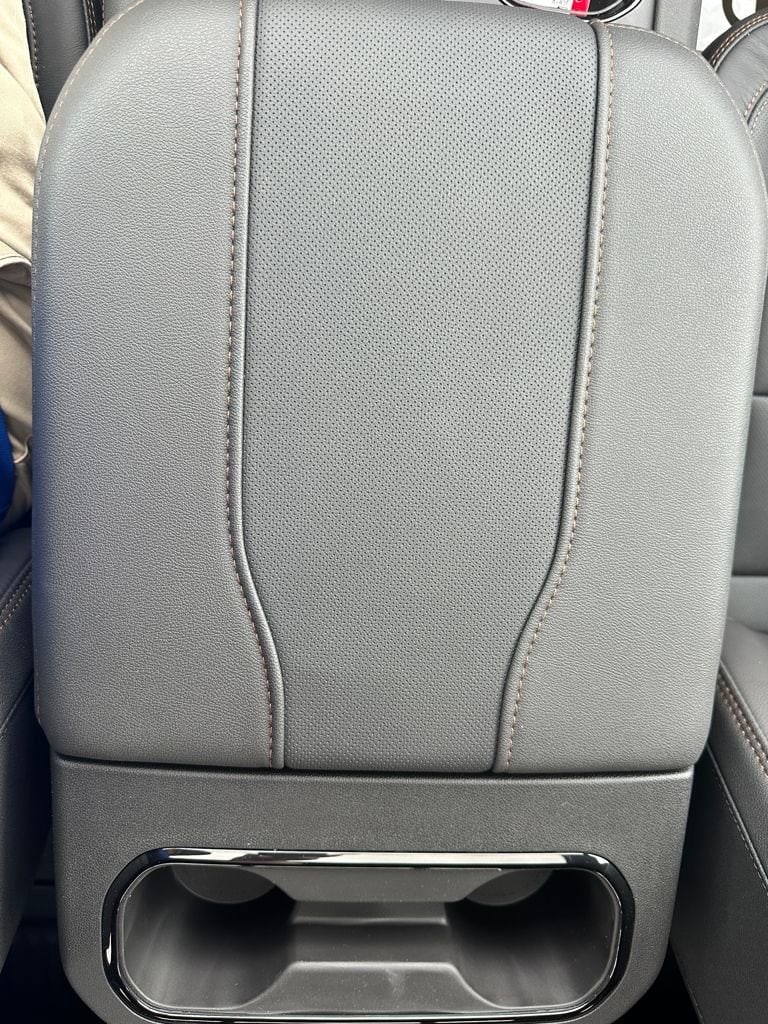 2026 GMC Sierra 1500 AT4 - Photo 17