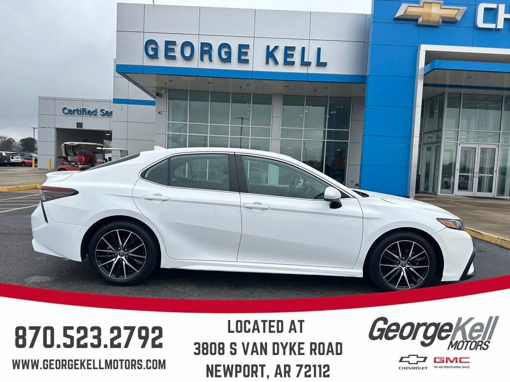 Used 2021 Toyota Camry SE Nightshade