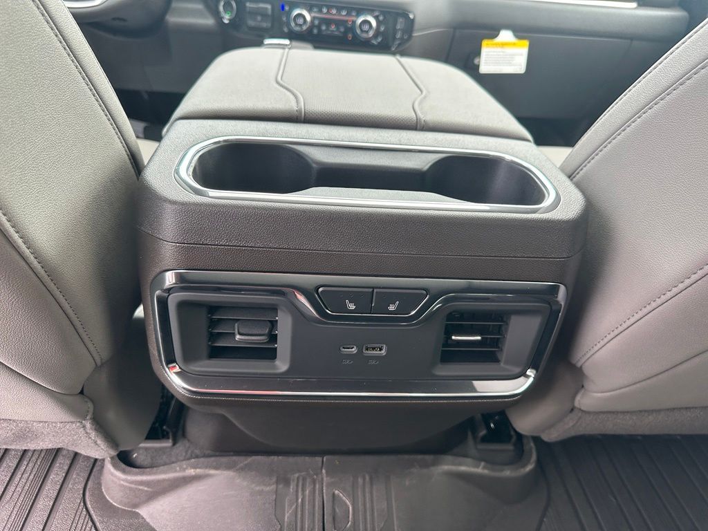 2026 GMC Sierra 1500 SLT - Photo 17