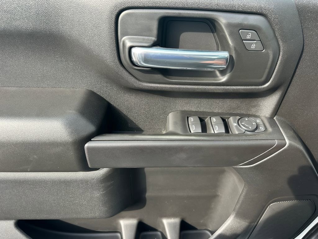 2026 GMC Sierra 2500HD Pro - Photo 9