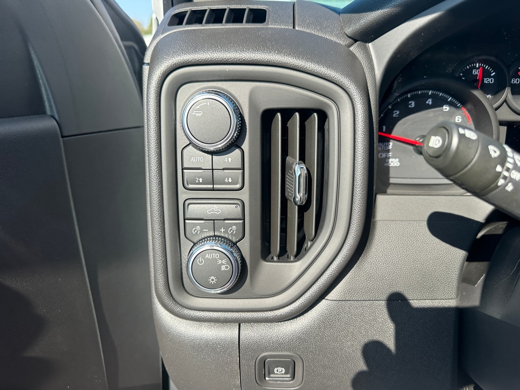 2026 GMC Sierra 1500 Pro - Photo 12