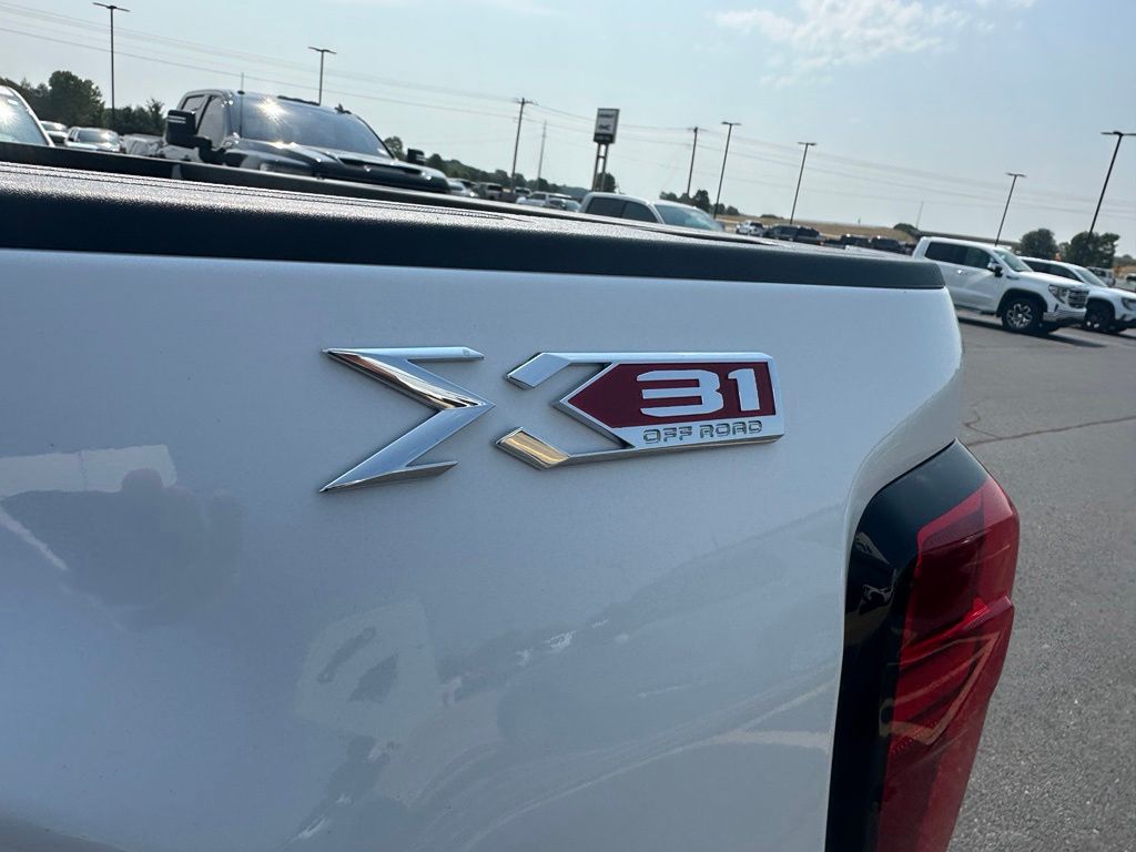 2026 GMC Sierra 2500HD Pro - Photo 20