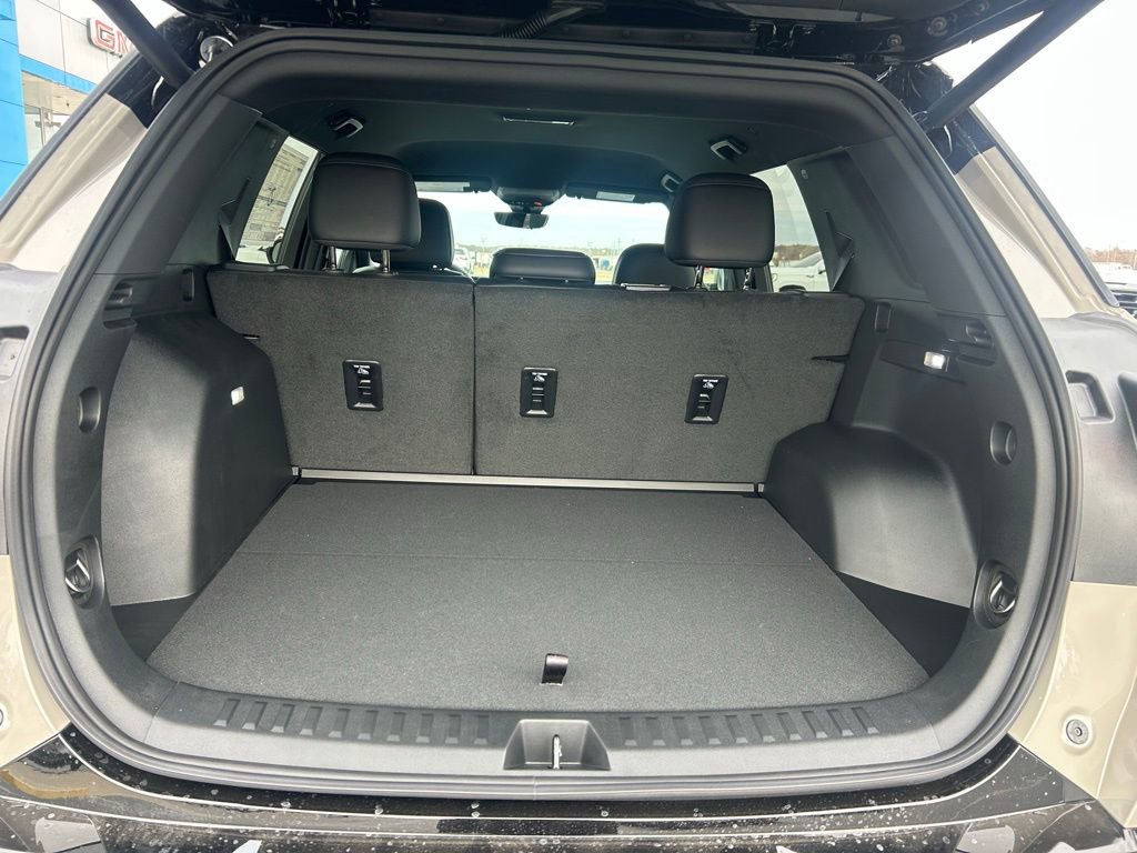 2026 GMC Terrain AT4 - Photo 8