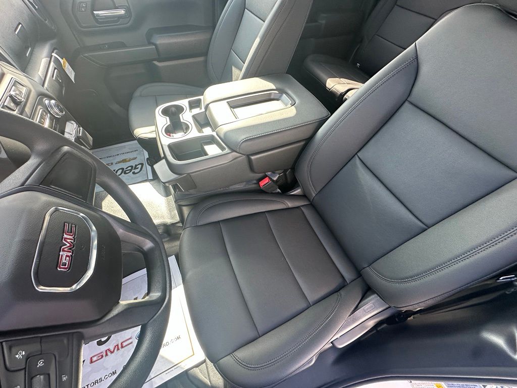 2026 GMC Sierra 2500HD Pro - Photo 15