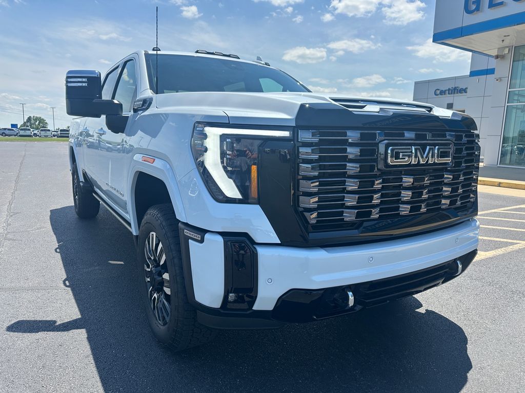 2026 GMC Sierra 2500HD Denali Ultimate - Photo 2