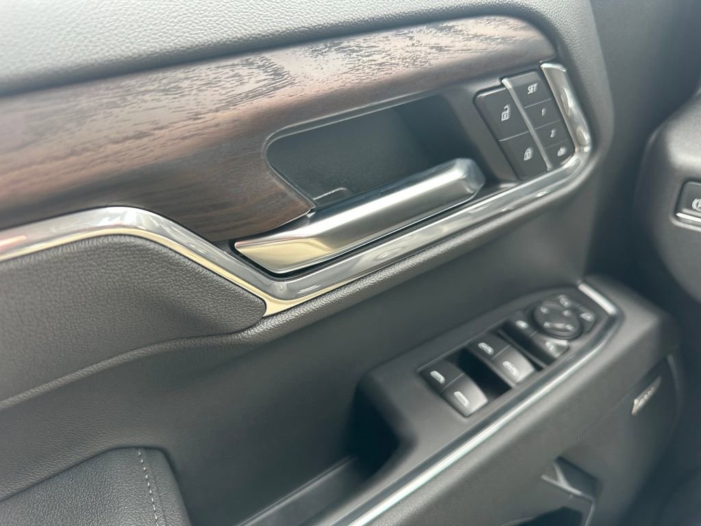 2026 GMC Sierra 1500 SLT - Photo 11