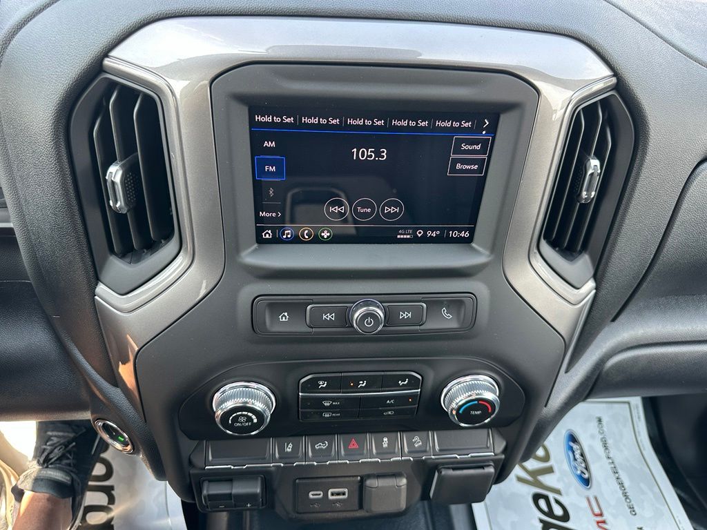 2026 GMC Sierra 2500HD Pro - Photo 8