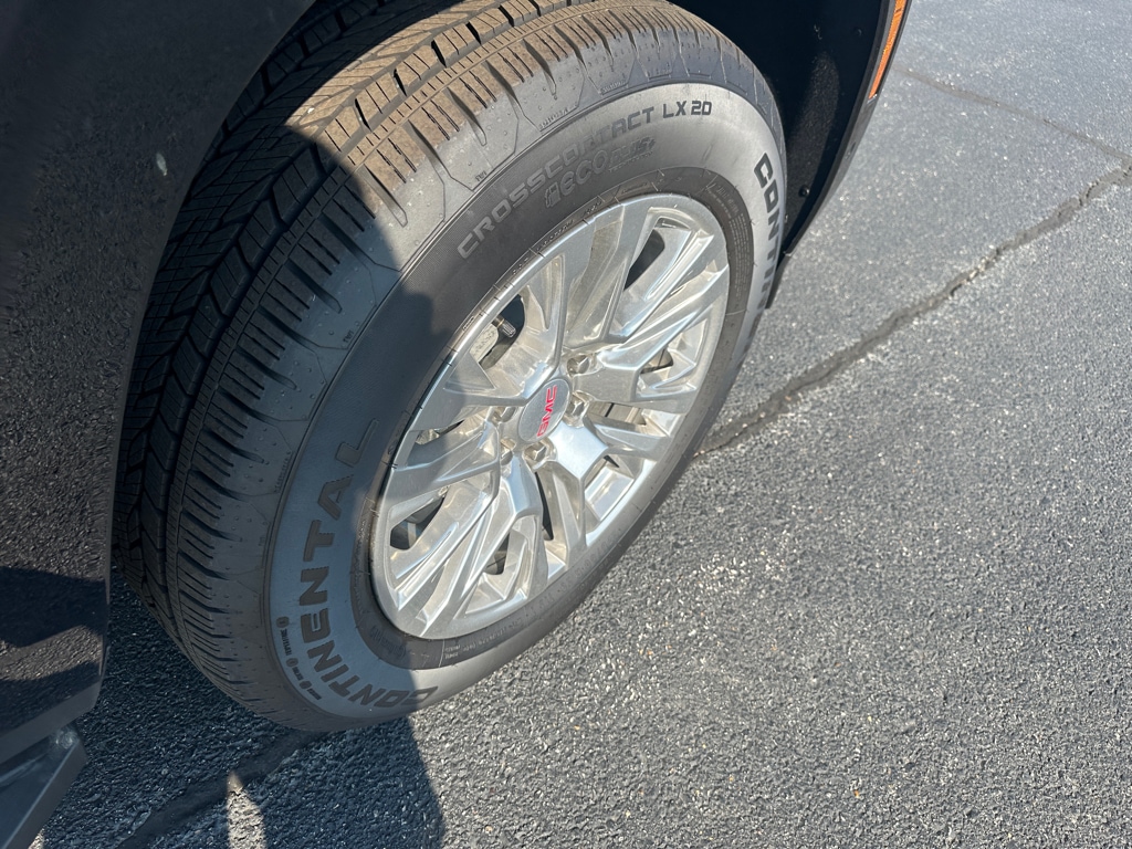 2026 GMC Yukon Denali - Photo 25