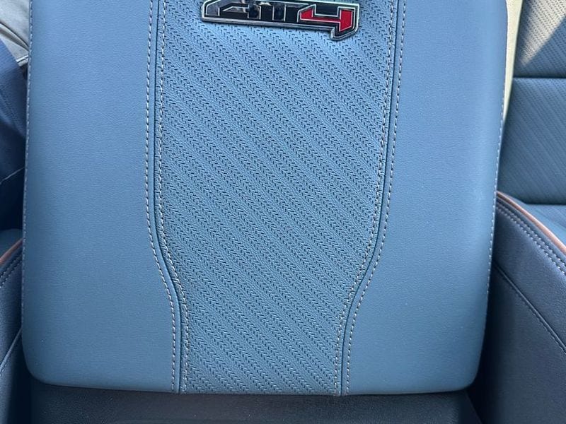 2026 GMC Yukon XL AT4 - Photo 18