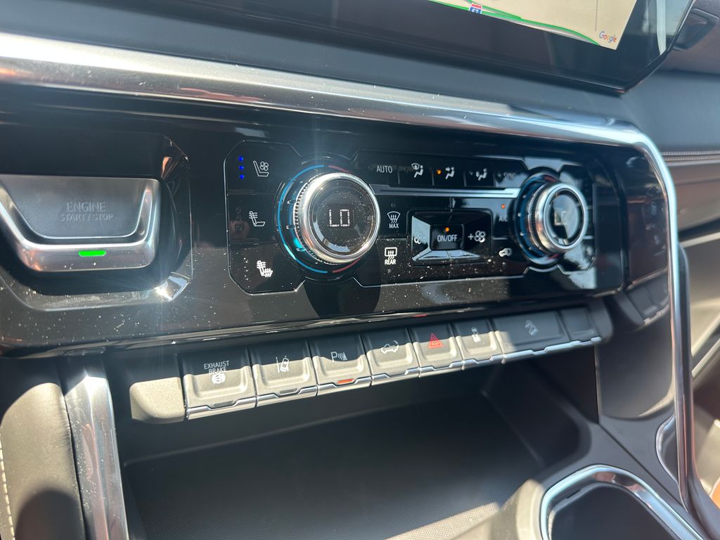 2026 GMC Sierra 2500HD Denali Ultimate - Photo 10