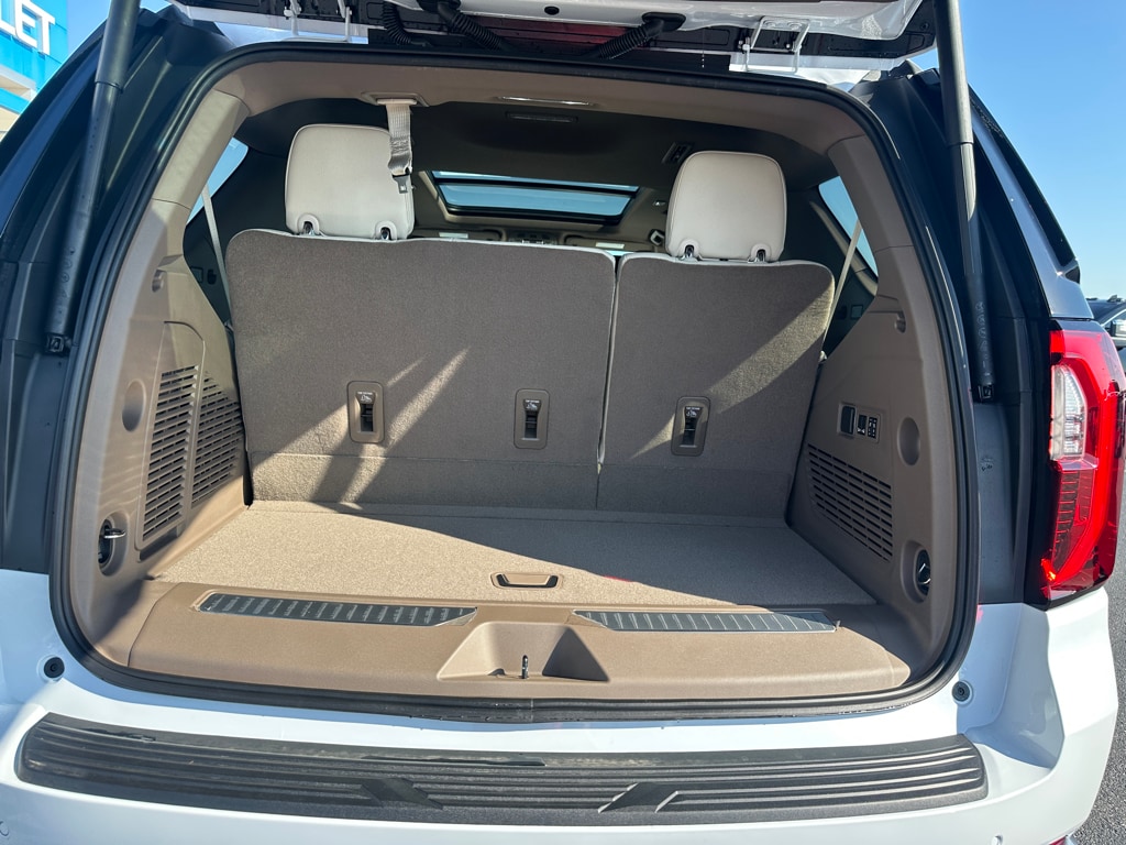 2026 GMC Yukon Denali - Photo 20
