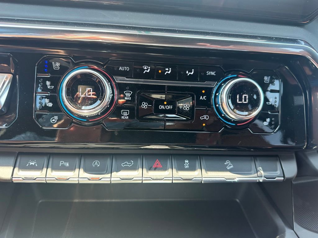 2026 GMC Sierra 1500 Denali Ultimate - Photo 10