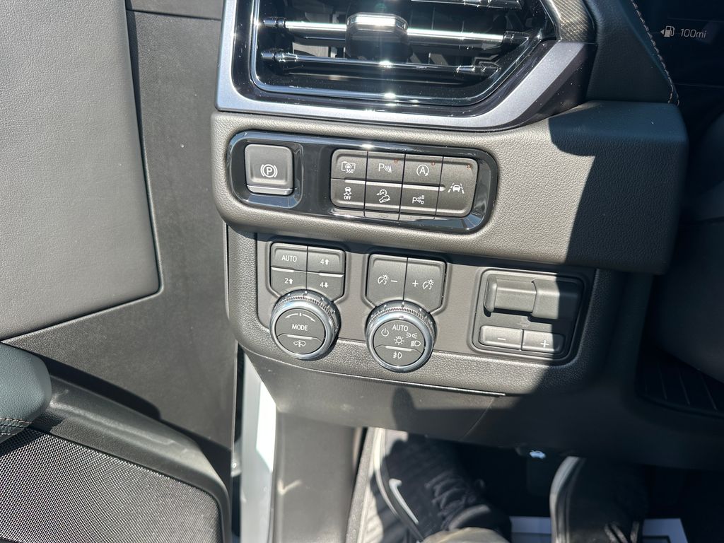 2026 GMC Yukon XL AT4 - Photo 16