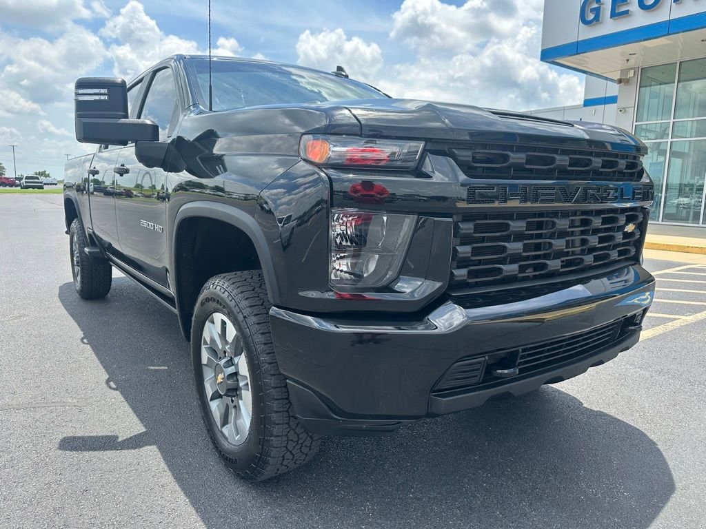 Used 2022 Chevrolet Silverado 2500HD Custom with VIN 1GC4YME76NF269602 for sale in Little Rock