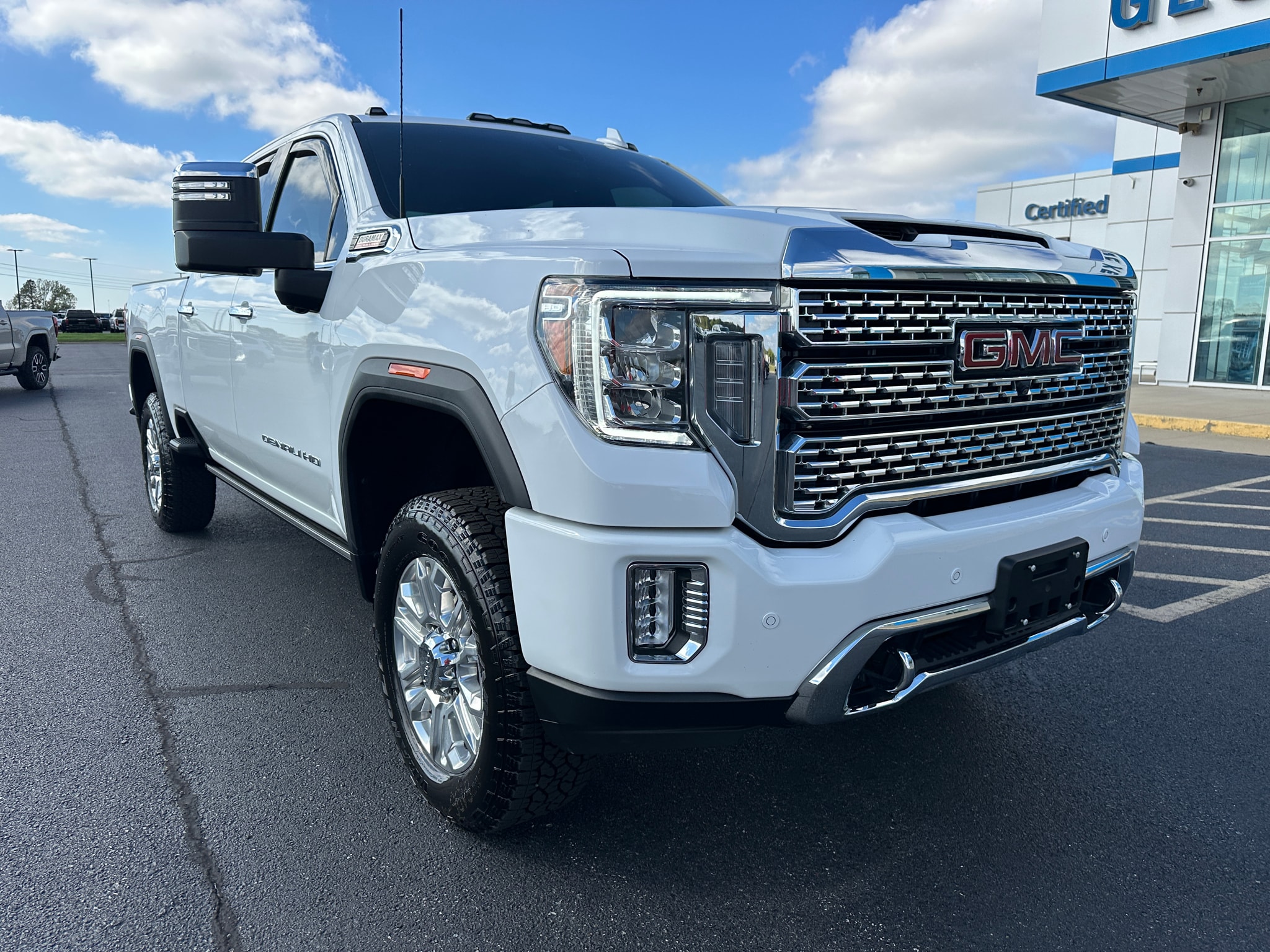 Used 2022 GMC Sierra 2500 Denali HD Denali with VIN 1GT49REY2NF111020 for sale in Little Rock