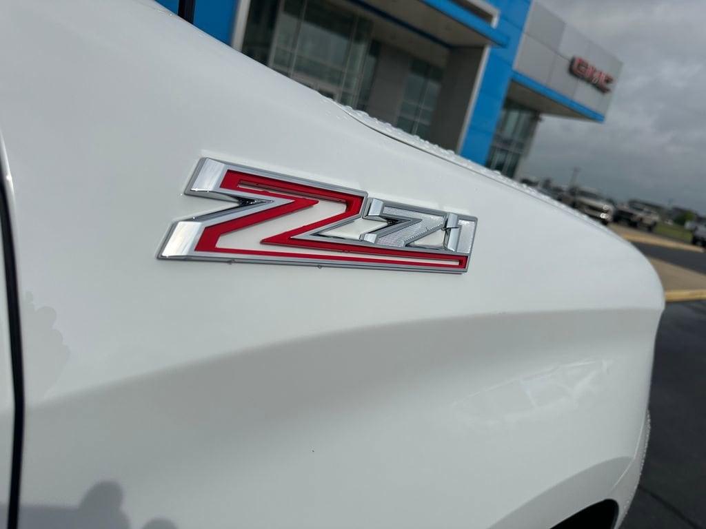 2026 Chevrolet Silverado 1500 LT - Photo 23