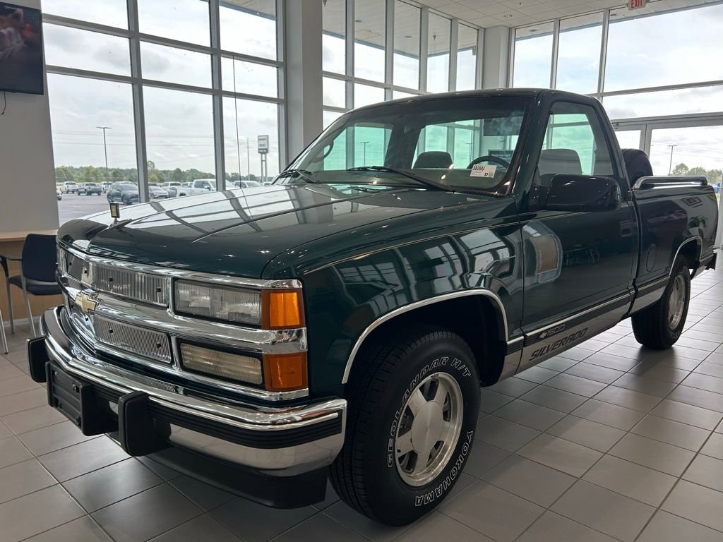 Used 1997 Chevrolet Silverado 1500 Reg Cab Sportside 117.5 WB Truck