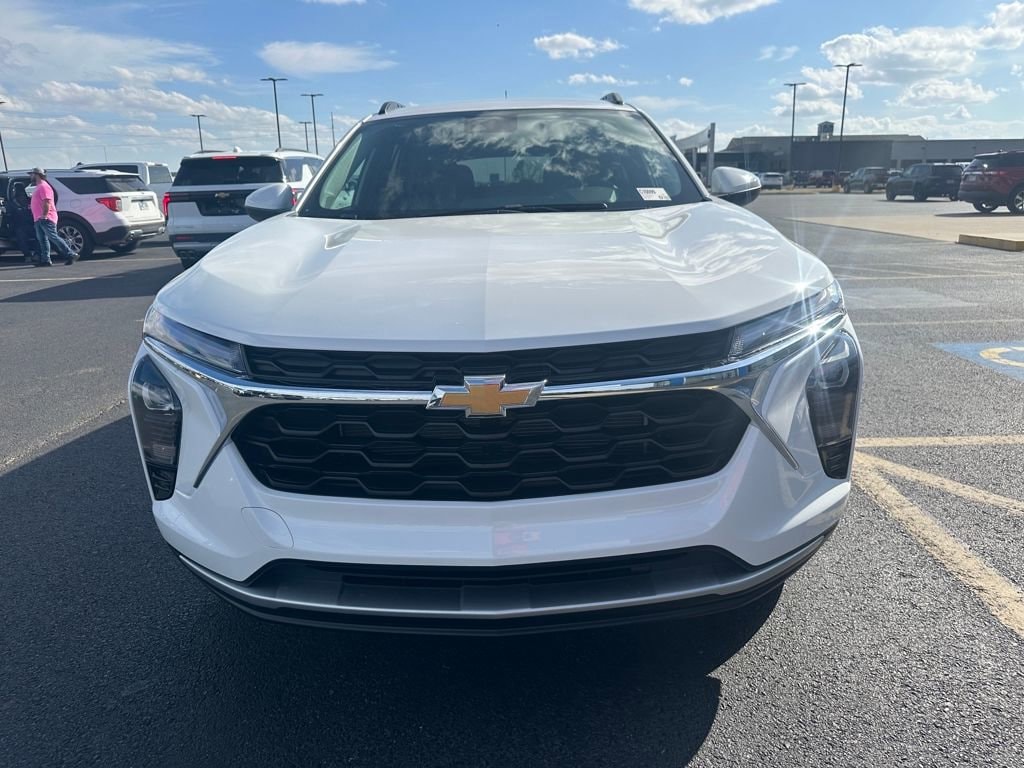 New 2026 Chevrolet Trax LT SUV