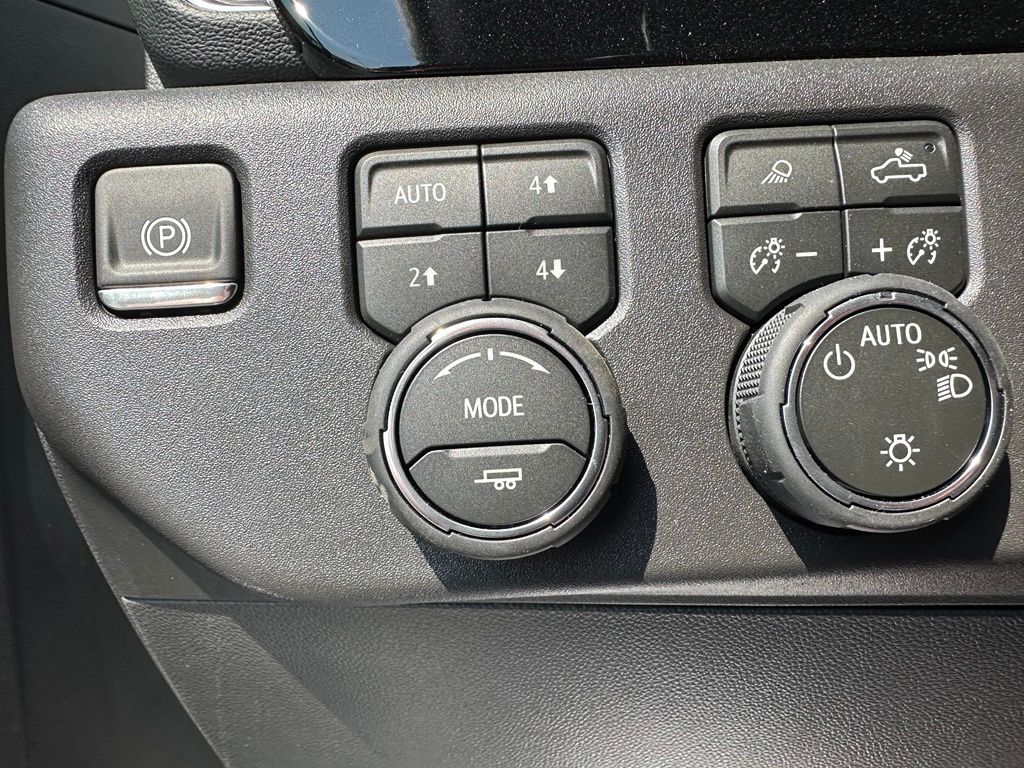 2026 Chevrolet Silverado 1500 LT - Photo 12