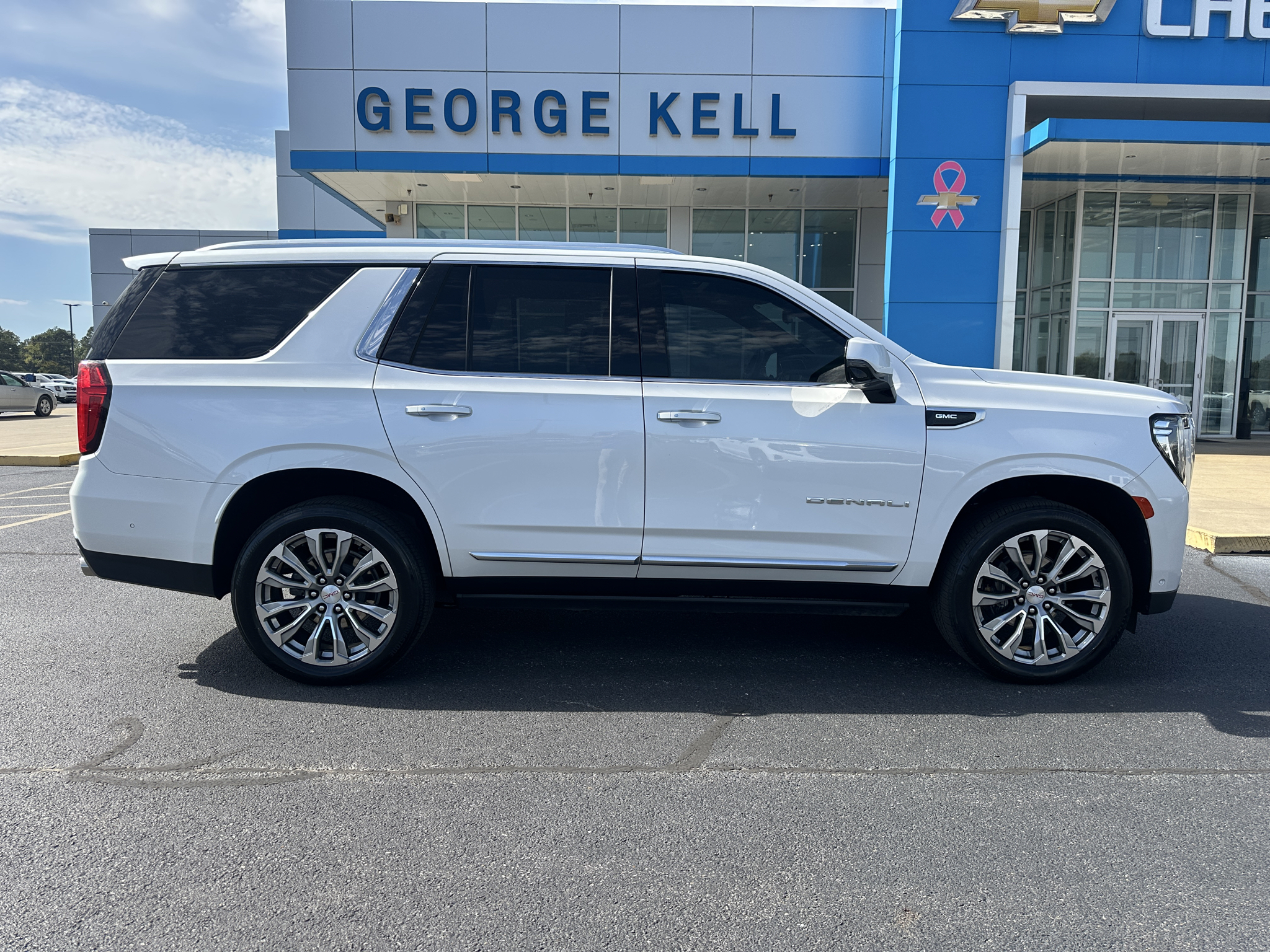 2024 GMC Yukon