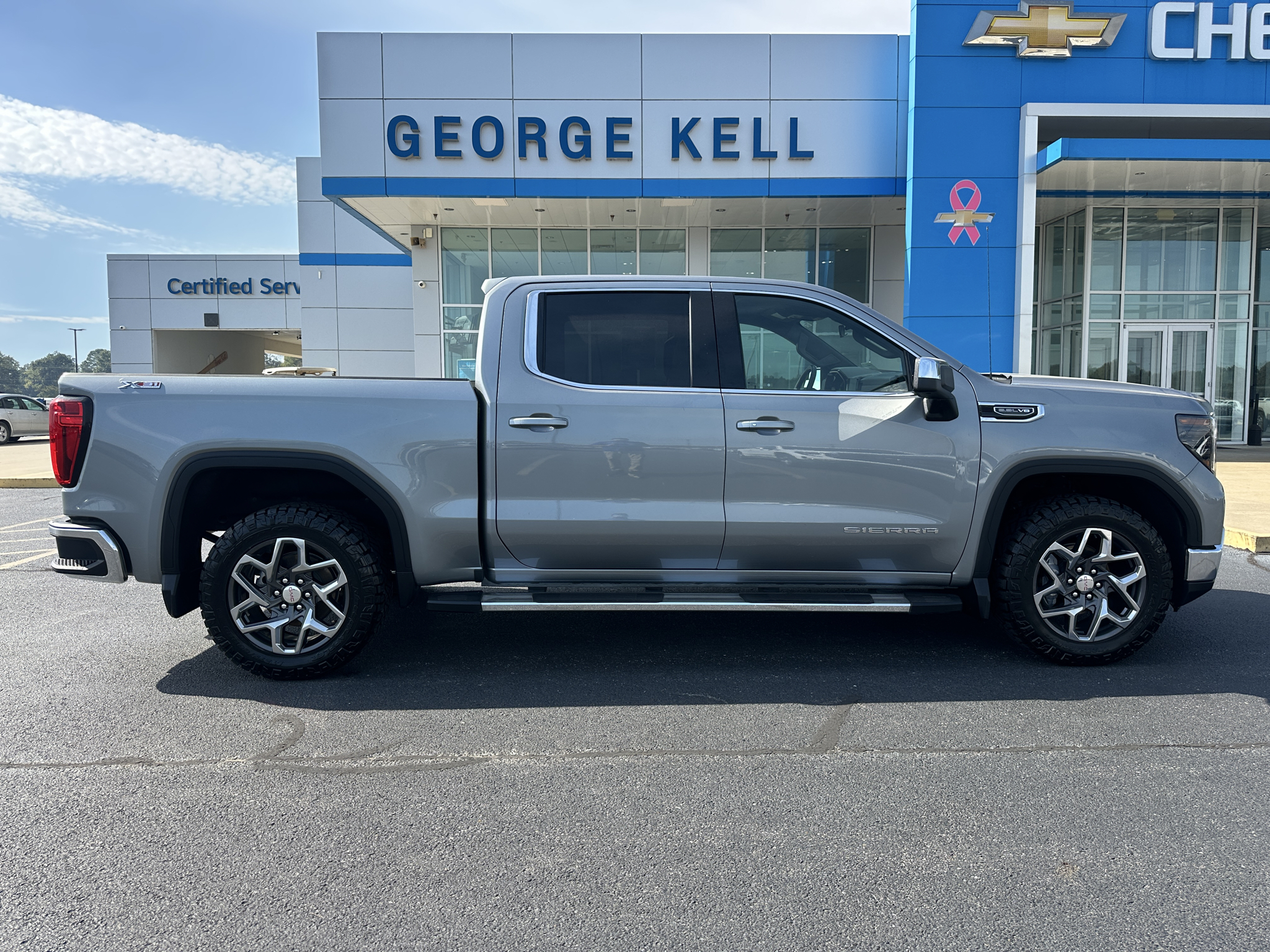 2025 GMC Sierra 1500 SLE