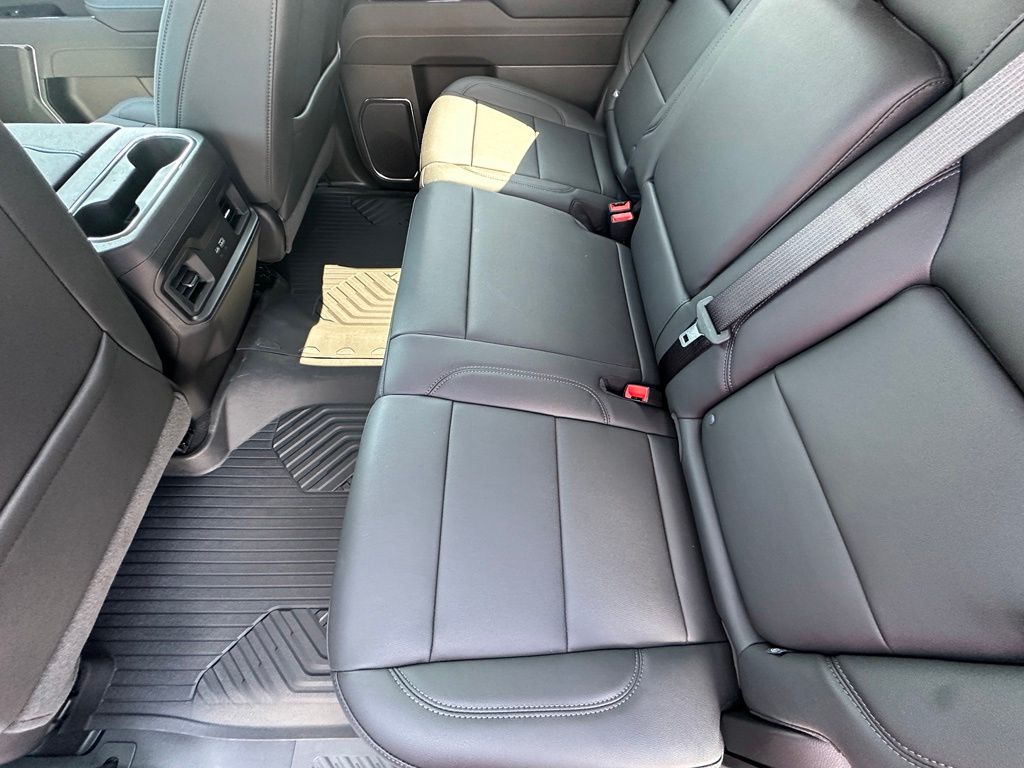 2026 Chevrolet Silverado 1500 LT - Photo 17
