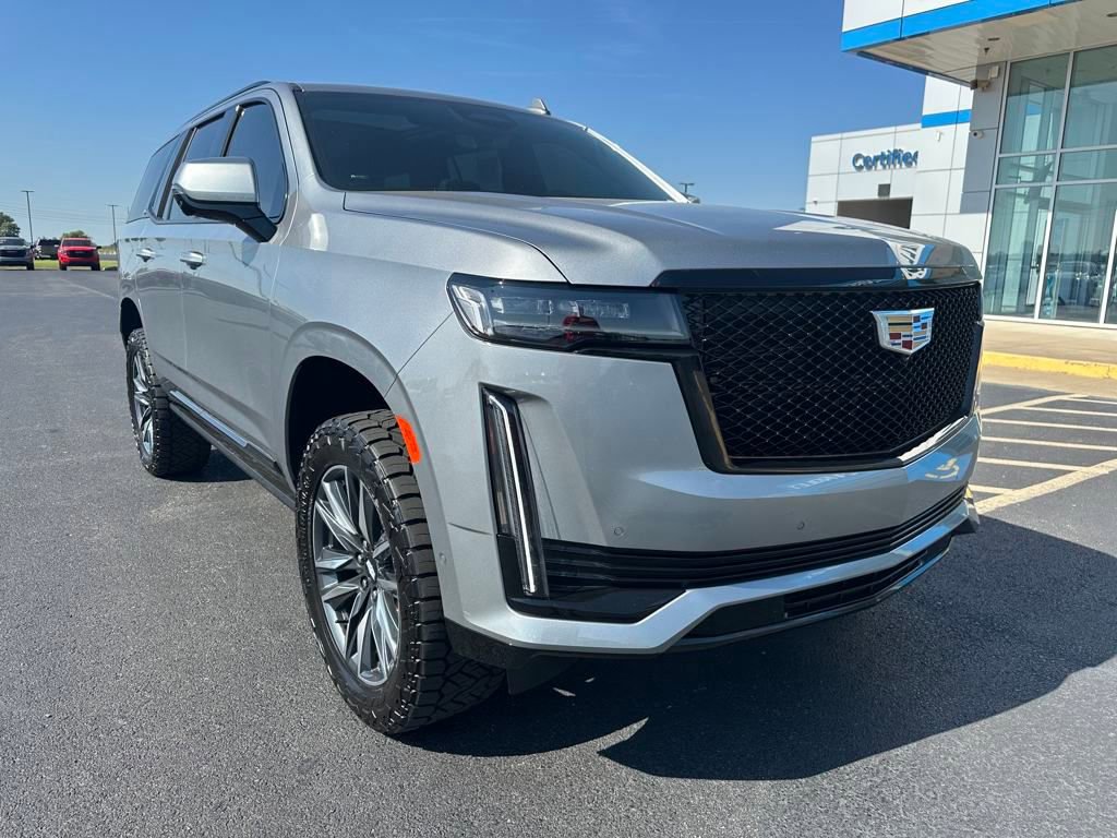 2024 Cadillac Escalade Sport photo 2