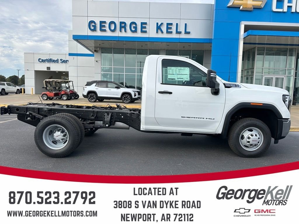 2026 GMC Sierra 3500 Chassis Cab Pro's photo