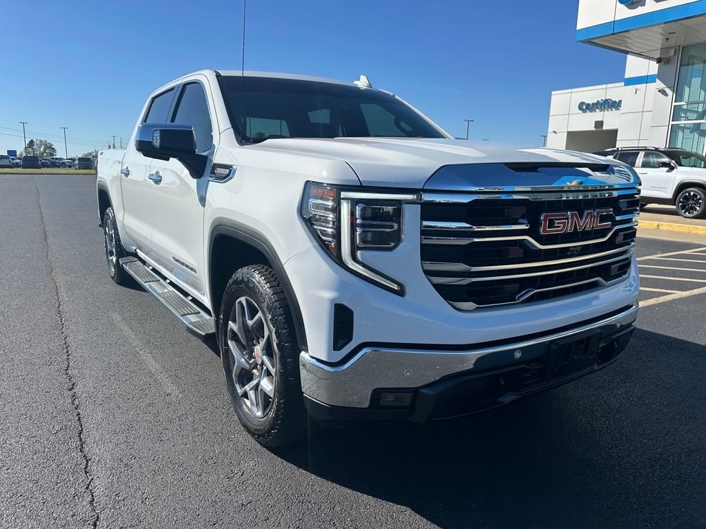 Used 2024 GMC Sierra 1500 SLT with VIN 3GTUUDED3RG322195 for sale in Little Rock