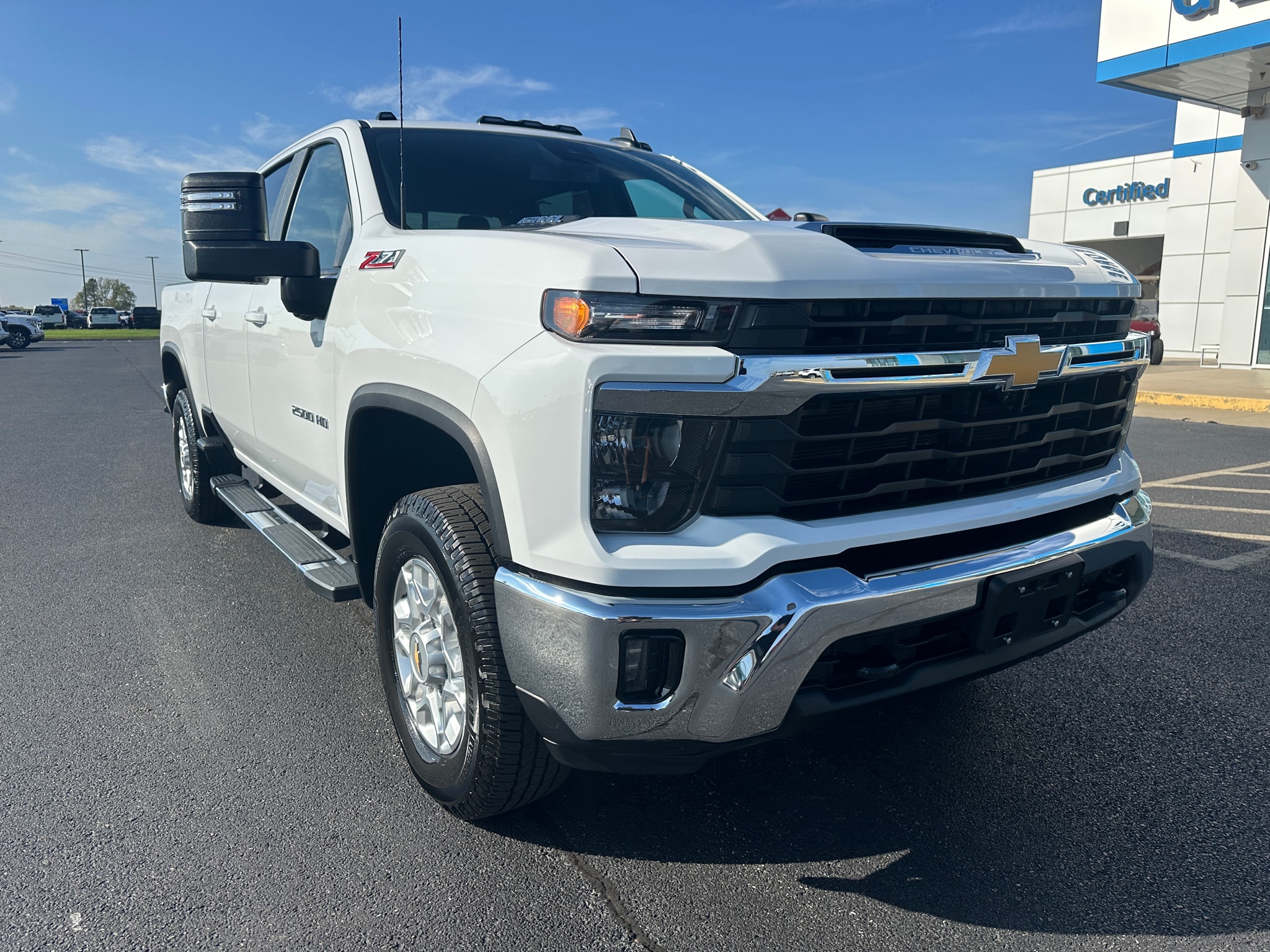Used 2024 Chevrolet Silverado 2500HD LT with VIN 2GC4YNE79R1166354 for sale in Little Rock